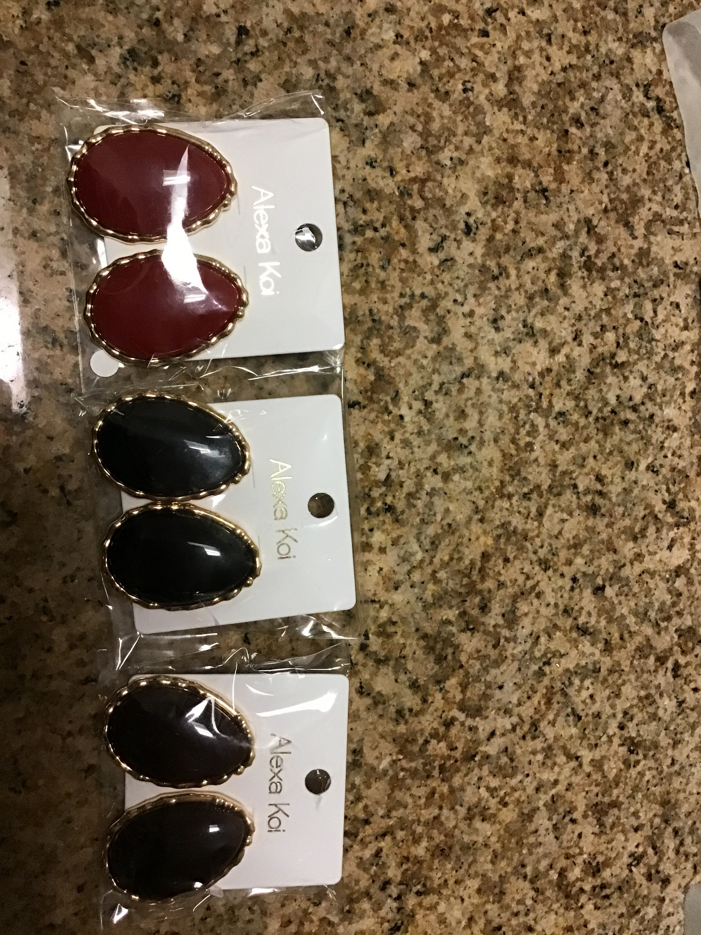 Big n bold stoned earrings